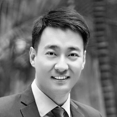 Leon Liang Headshot